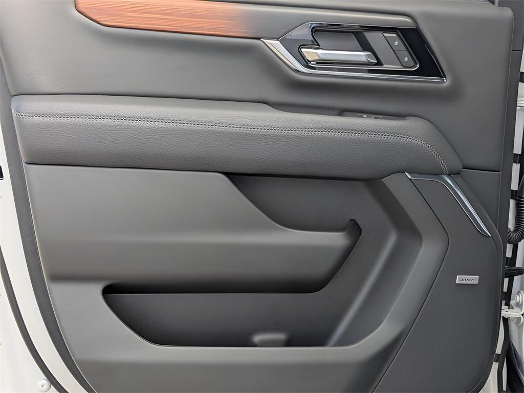 new 2025 GMC Yukon XL car, priced at $98,249