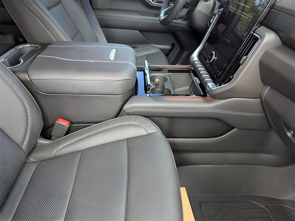 new 2025 GMC Yukon XL car, priced at $98,249