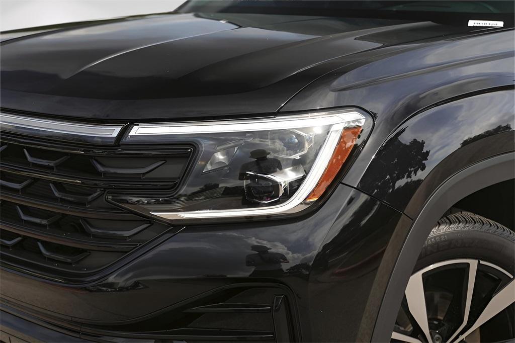 used 2025 Volkswagen Atlas Cross Sport car, priced at $42,900