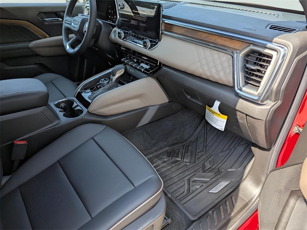 new 2025 GMC Canyon car, priced at $51,910