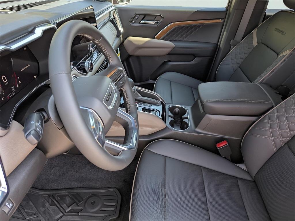 new 2025 GMC Canyon car, priced at $51,910