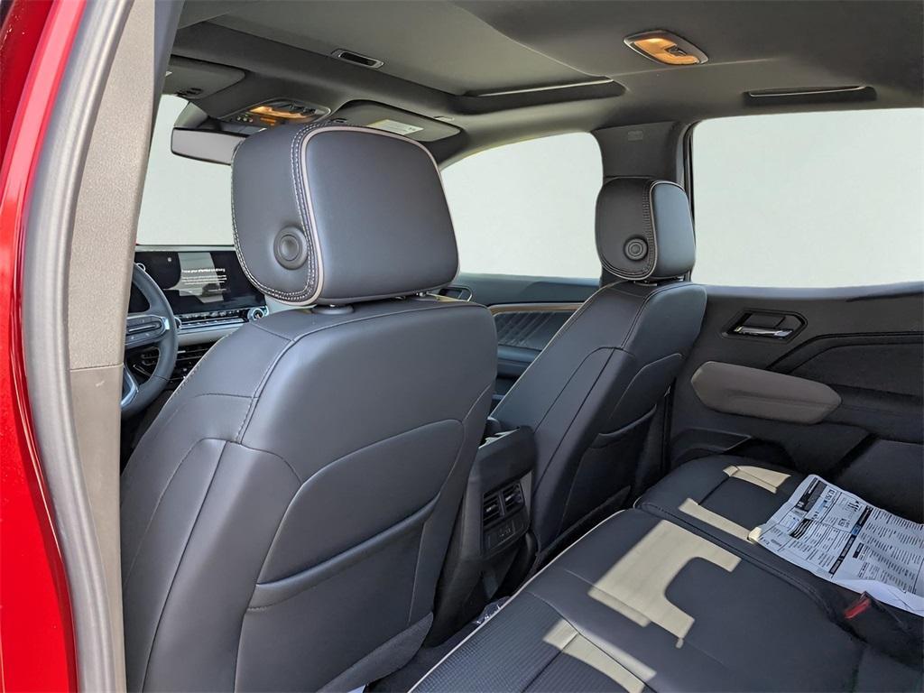 new 2025 GMC Canyon car, priced at $51,910