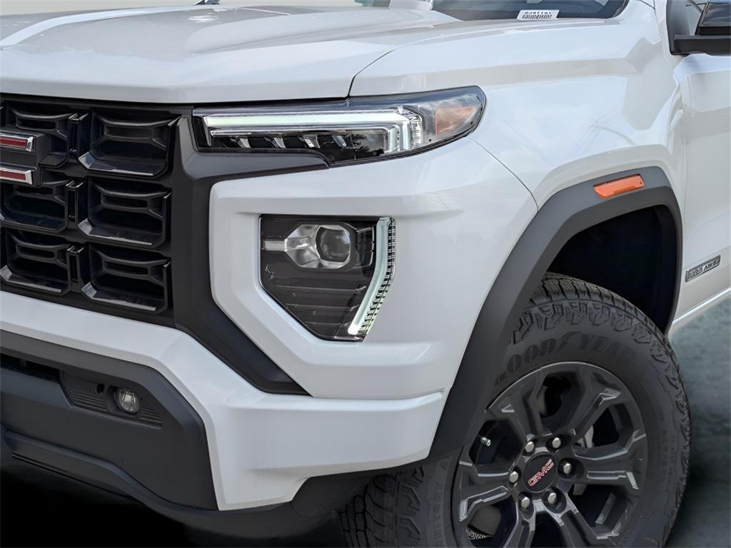 new 2025 GMC Canyon car, priced at $38,730