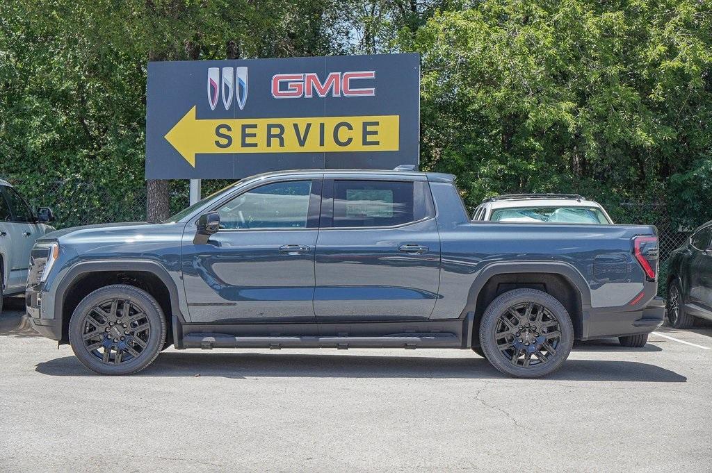 new 2025 GMC Sierra 1500 car, priced at $42,995