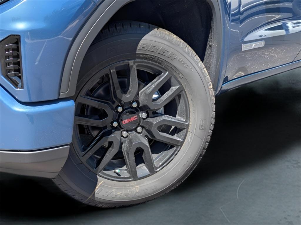 new 2025 GMC Sierra 1500 car, priced at $42,315