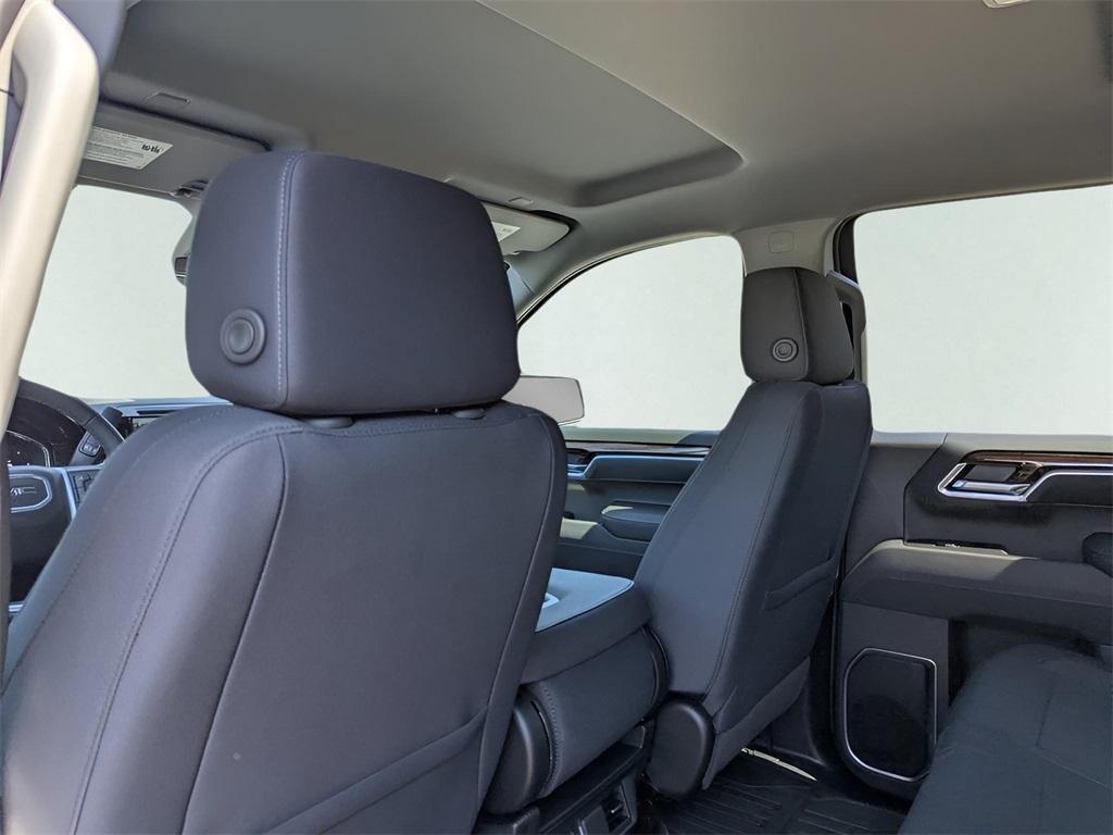 new 2025 GMC Sierra 1500 car, priced at $42,315
