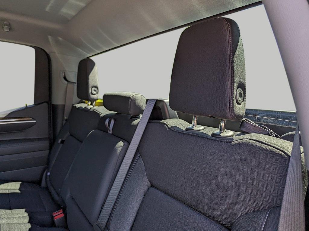 new 2025 GMC Sierra 1500 car, priced at $43,815