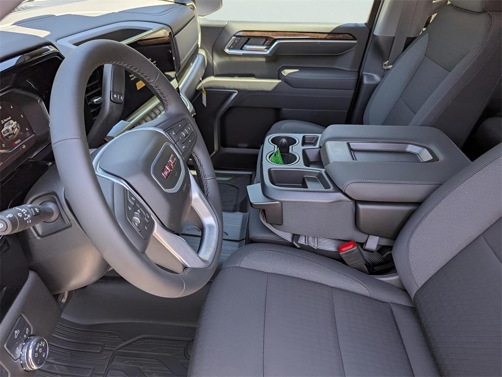new 2025 GMC Sierra 1500 car, priced at $42,315