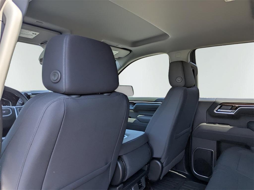 new 2025 GMC Sierra 1500 car, priced at $43,815