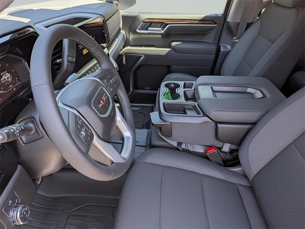 new 2025 GMC Sierra 1500 car, priced at $43,815