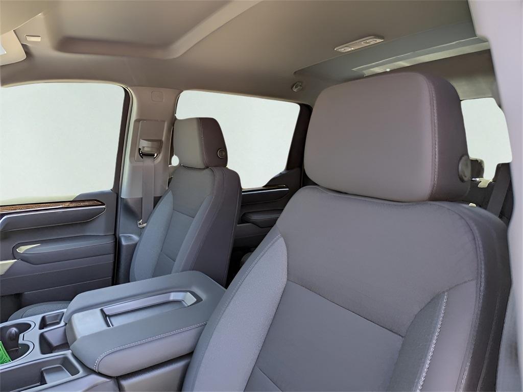 new 2025 GMC Sierra 1500 car, priced at $42,315