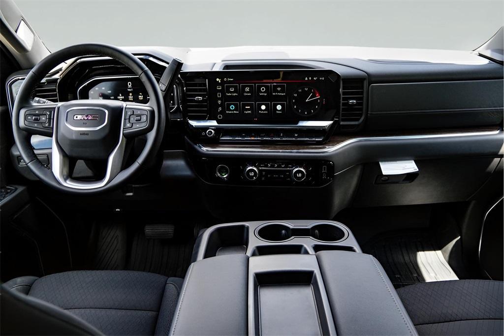 new 2024 GMC Sierra 1500 car, priced at $42,775