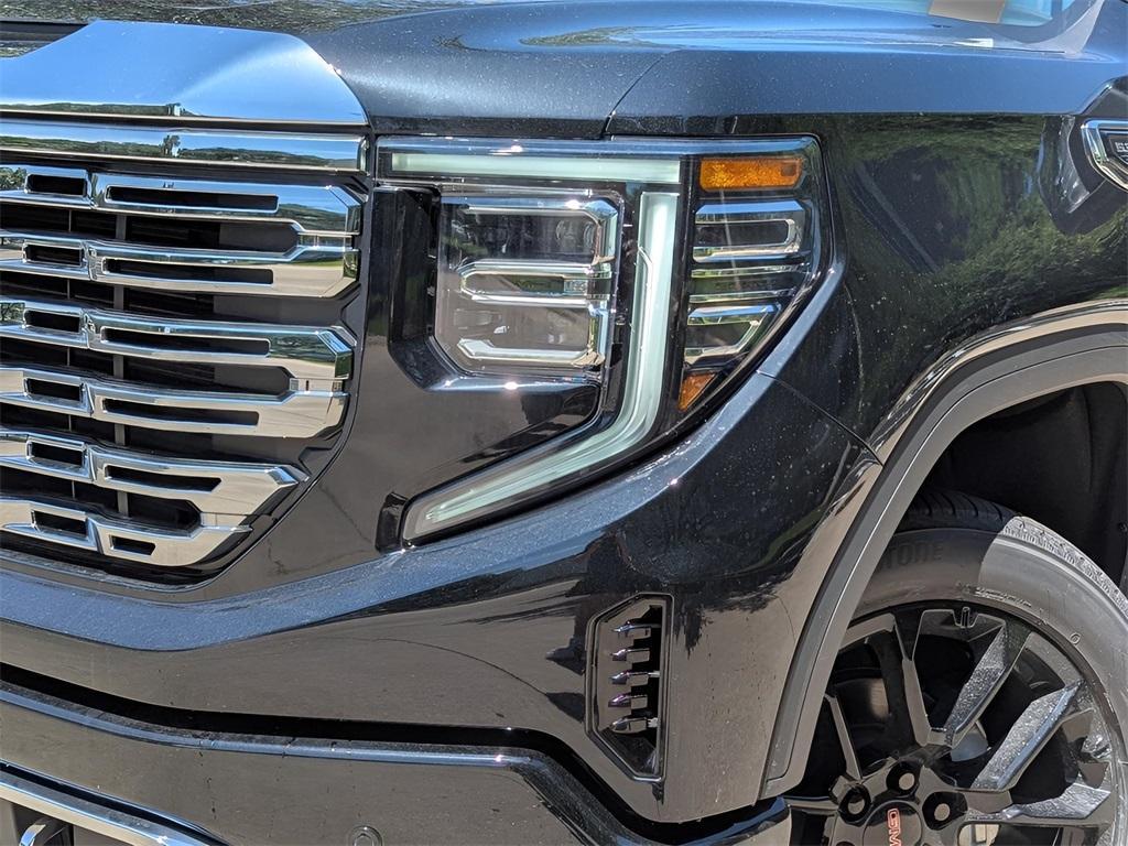 new 2025 GMC Sierra 1500 car, priced at $66,700