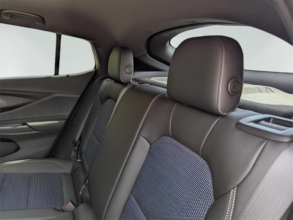 new 2025 Buick Envista car, priced at $27,455