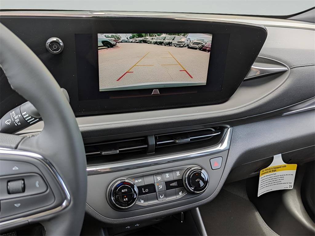 new 2025 Buick Envista car, priced at $27,455