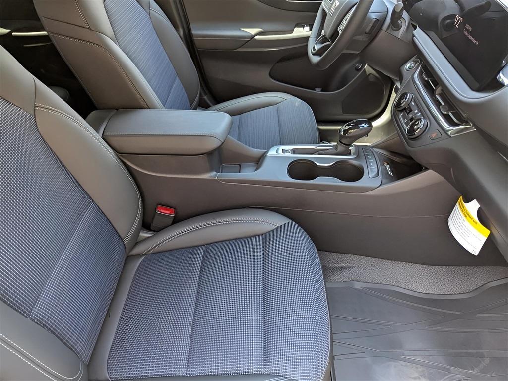 new 2026 Buick Envista car, priced at $28,040