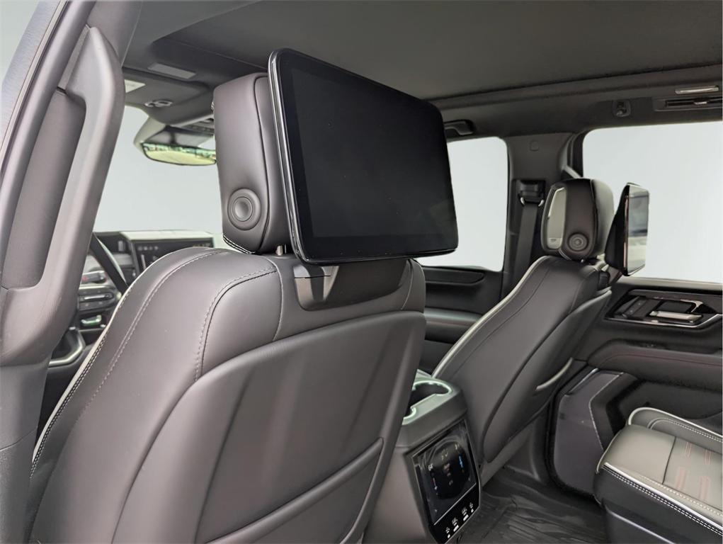 new 2025 GMC Yukon XL car, priced at $103,470