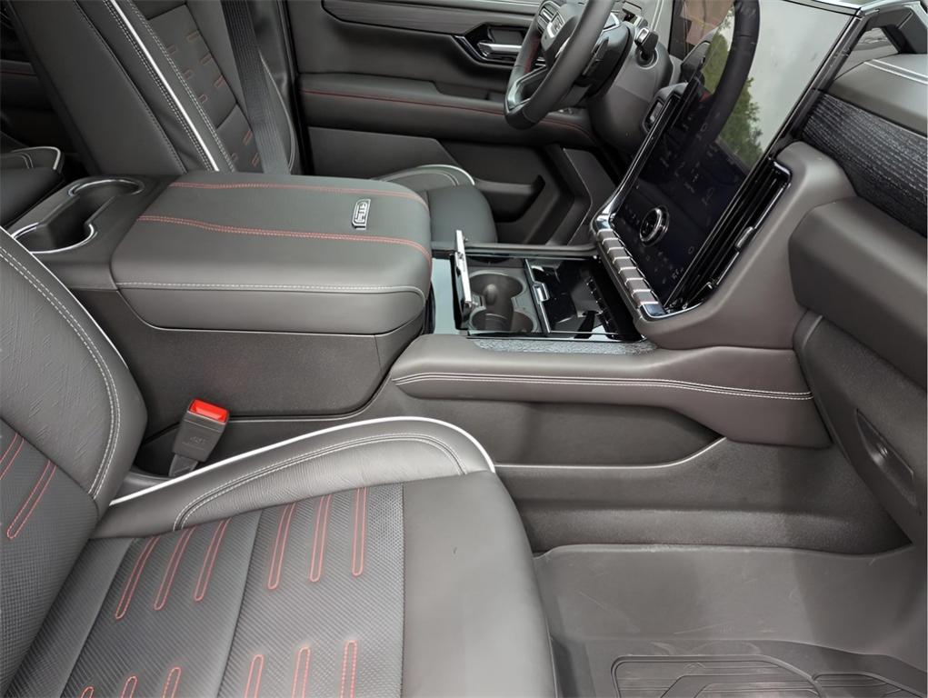 new 2025 GMC Yukon XL car, priced at $103,470