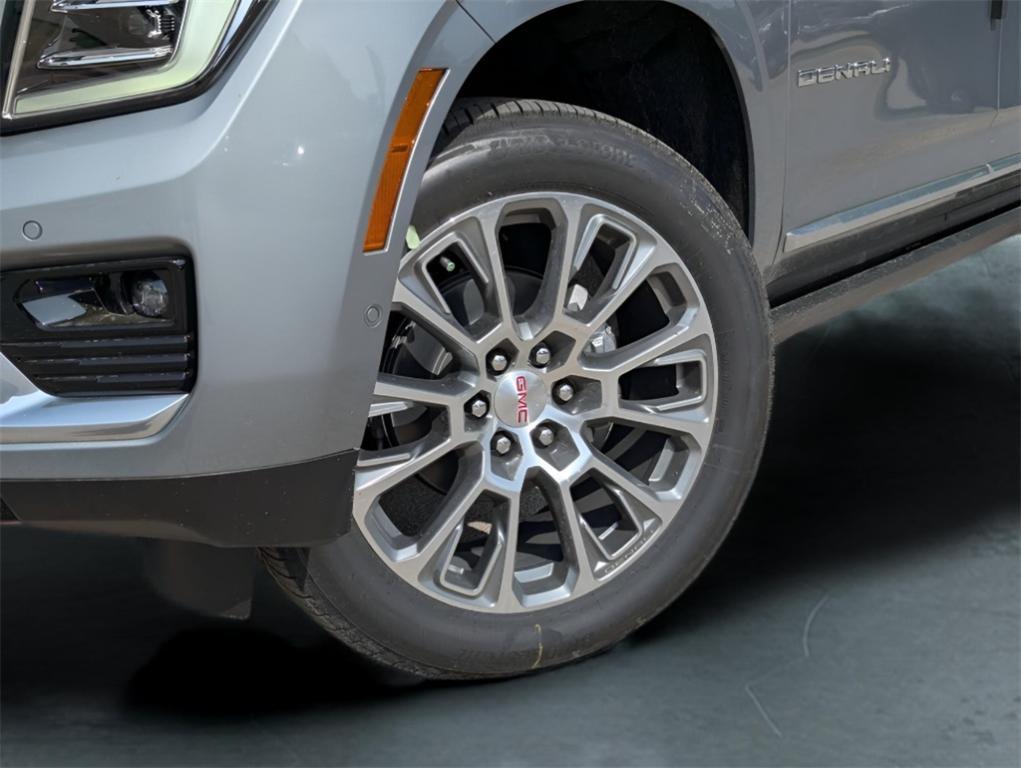 new 2025 GMC Yukon XL car, priced at $97,649