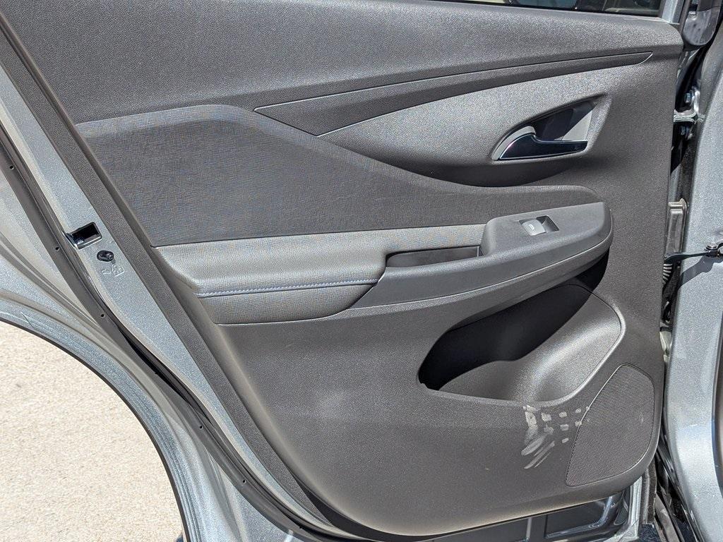 new 2025 Buick Envista car, priced at $29,365