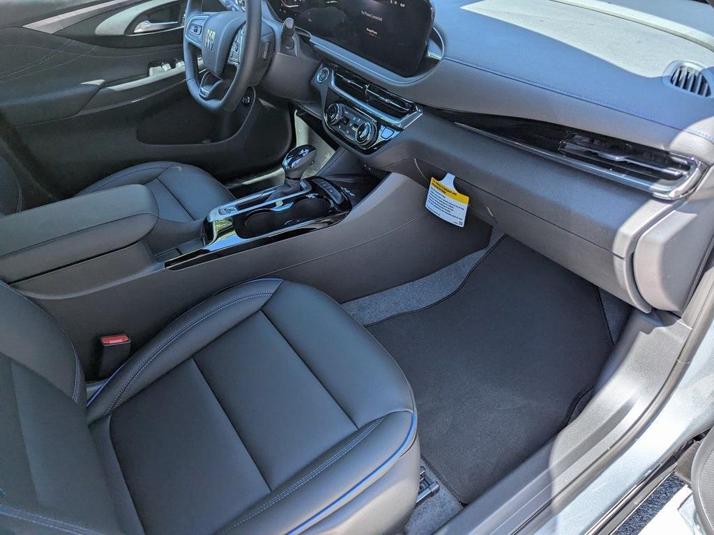 new 2025 Buick Envista car, priced at $29,365