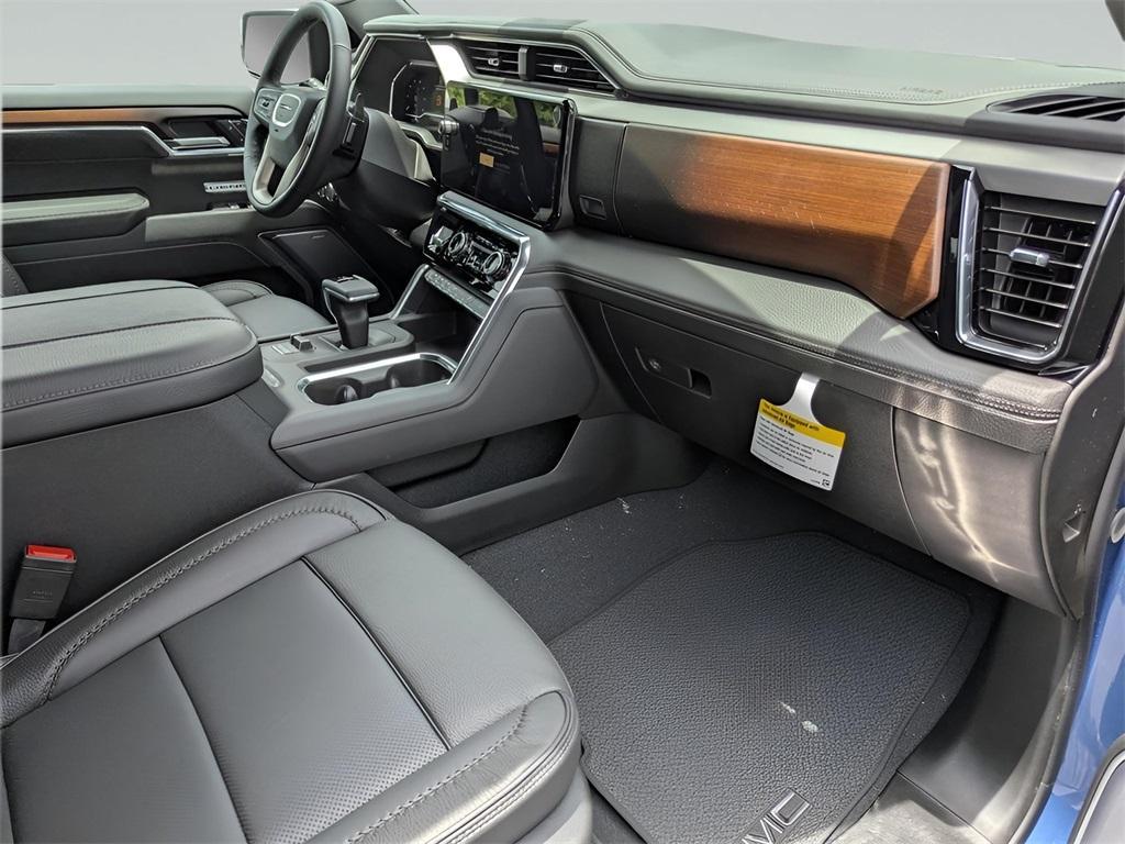 new 2025 GMC Sierra 1500 car, priced at $66,900