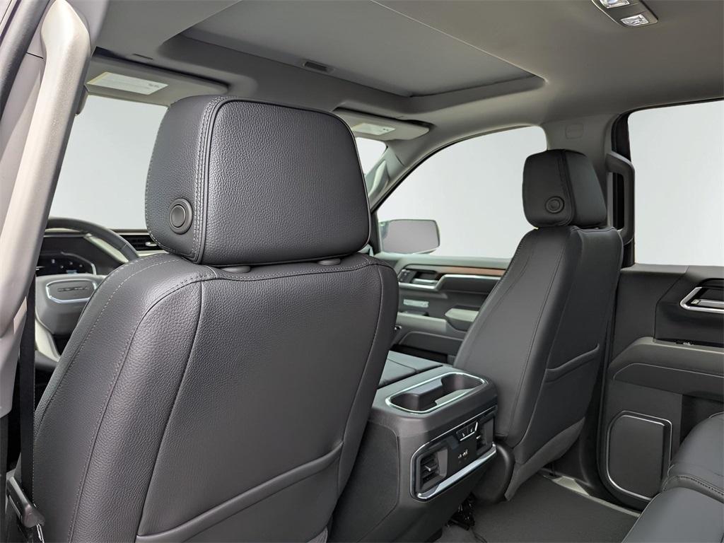 new 2025 GMC Sierra 1500 car, priced at $66,900