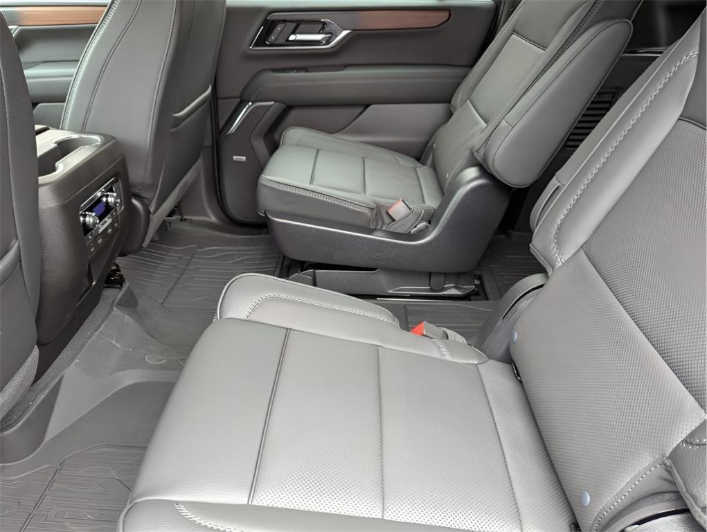 new 2025 GMC Yukon XL car, priced at $97,350