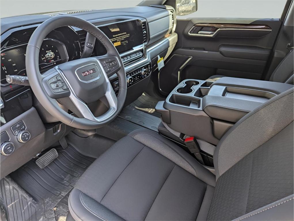 new 2025 GMC Sierra 1500 car, priced at $48,685