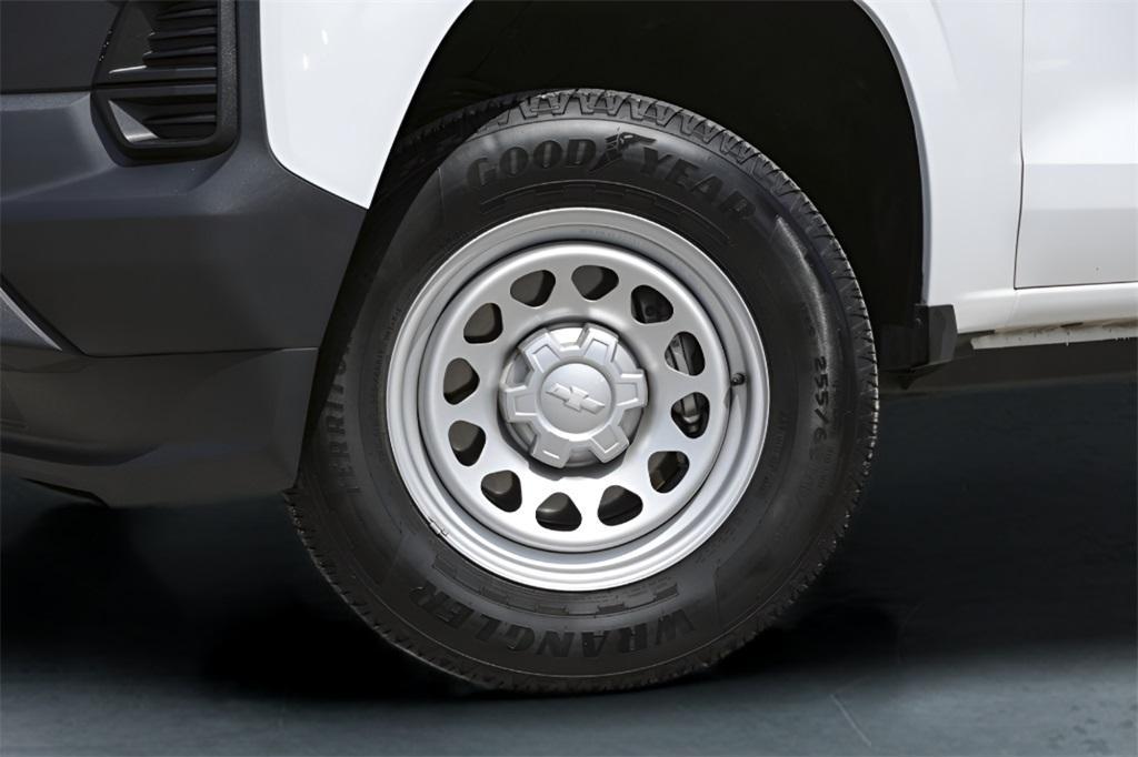 used 2023 Chevrolet Colorado car, priced at $30,900