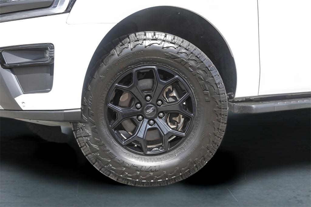 used 2022 Ford Expedition car, priced at $45,498