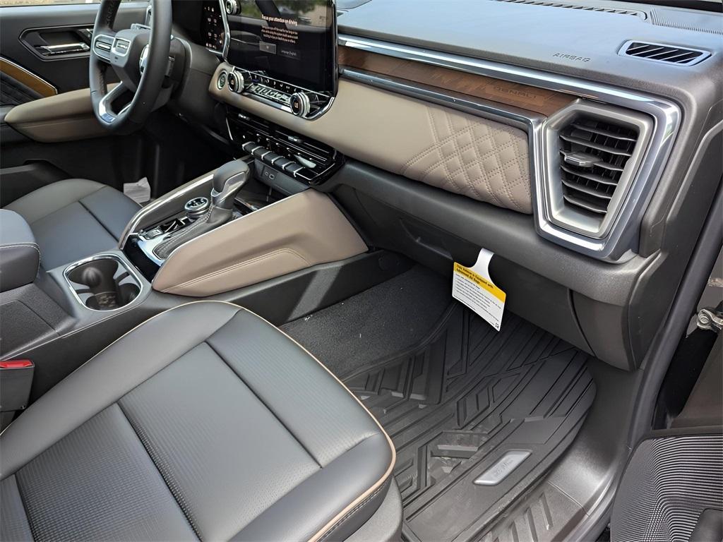 new 2025 GMC Canyon car, priced at $55,760