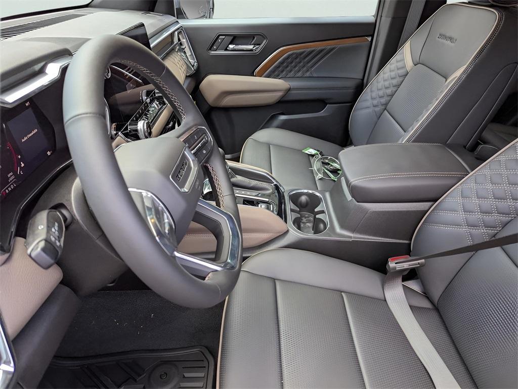 new 2025 GMC Canyon car, priced at $55,760