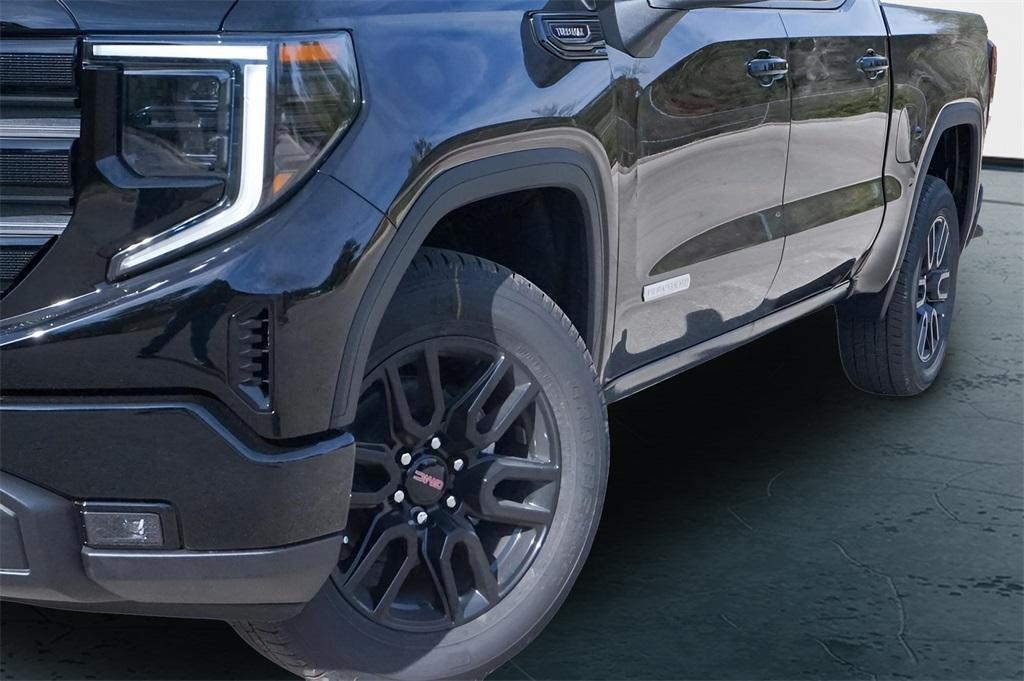 new 2025 GMC Sierra 1500 car, priced at $57,535