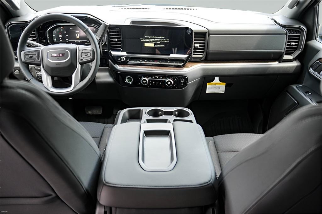 new 2024 GMC Sierra 1500 car, priced at $42,770