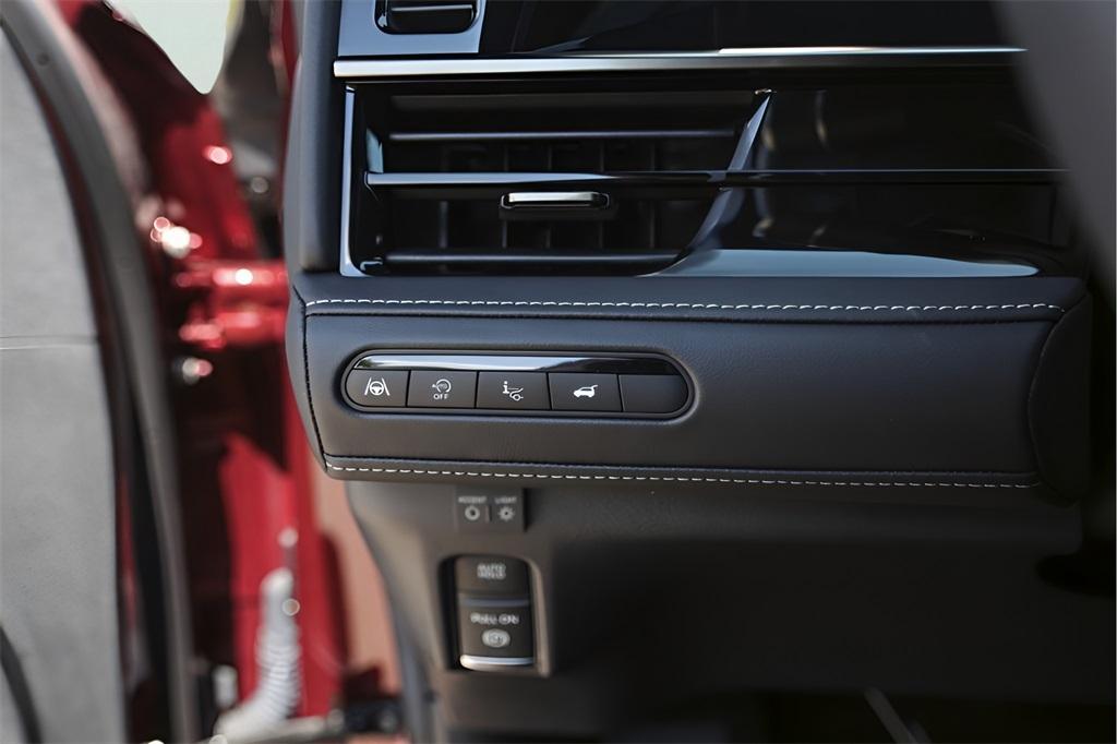 used 2025 INFINITI QX80 car, priced at $96,500