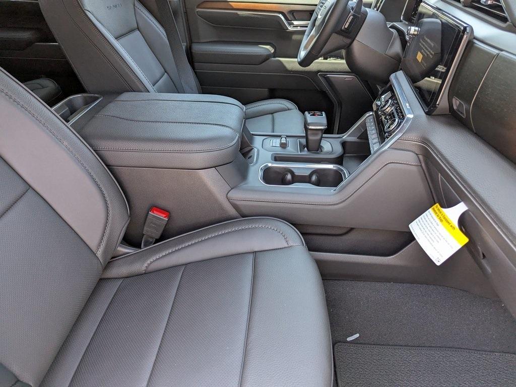 new 2025 GMC Sierra 1500 car, priced at $66,700
