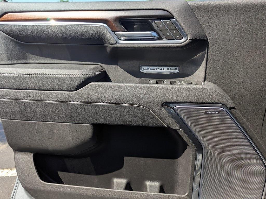new 2025 GMC Sierra 1500 car, priced at $66,700