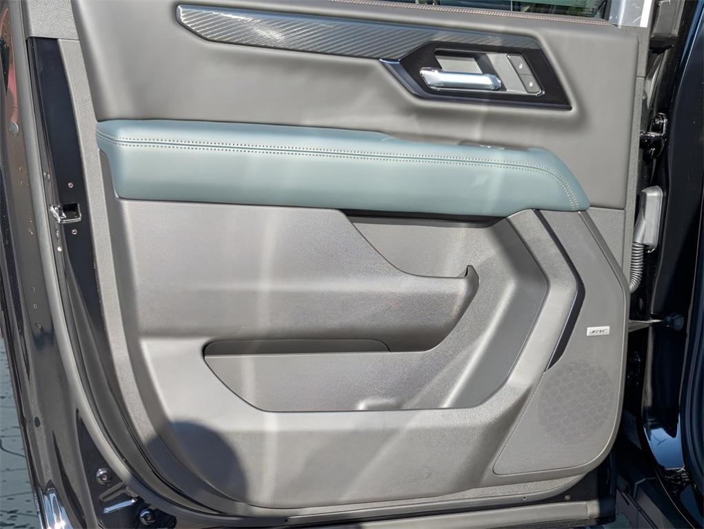 new 2025 GMC Yukon XL car, priced at $91,580