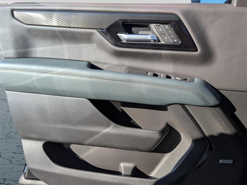 new 2025 GMC Yukon XL car, priced at $91,580