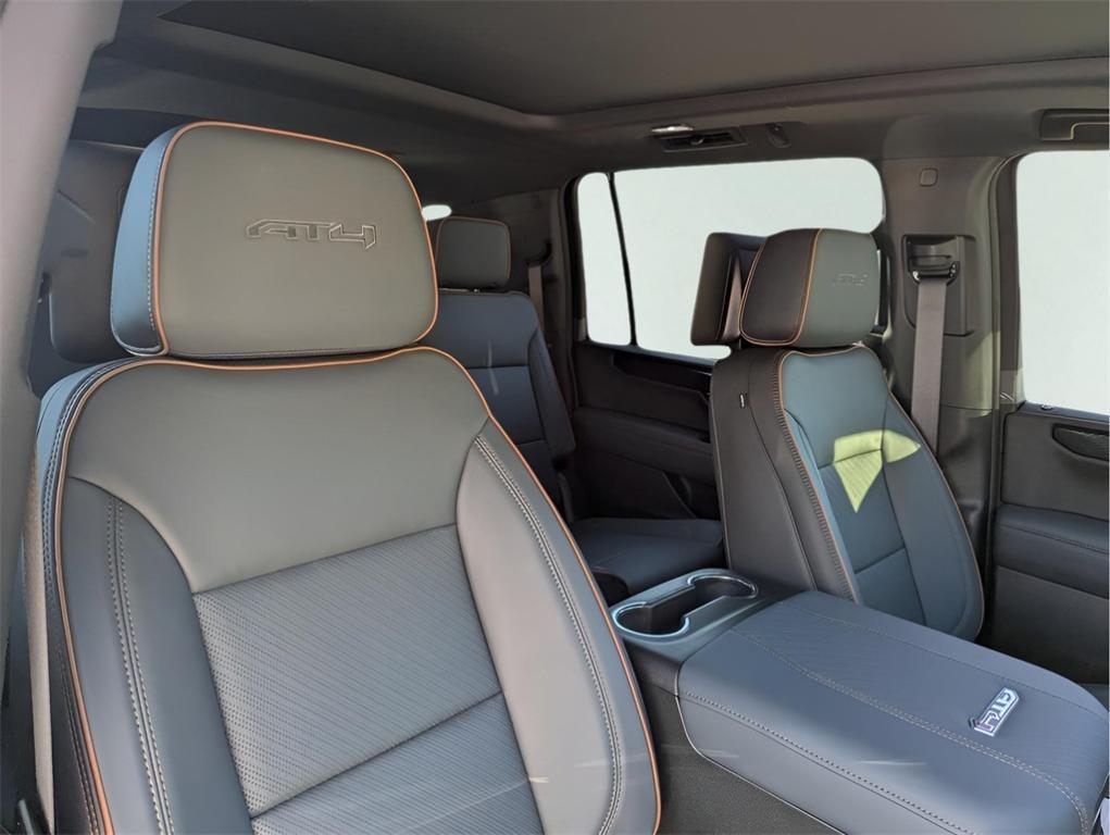 new 2025 GMC Yukon XL car, priced at $91,580
