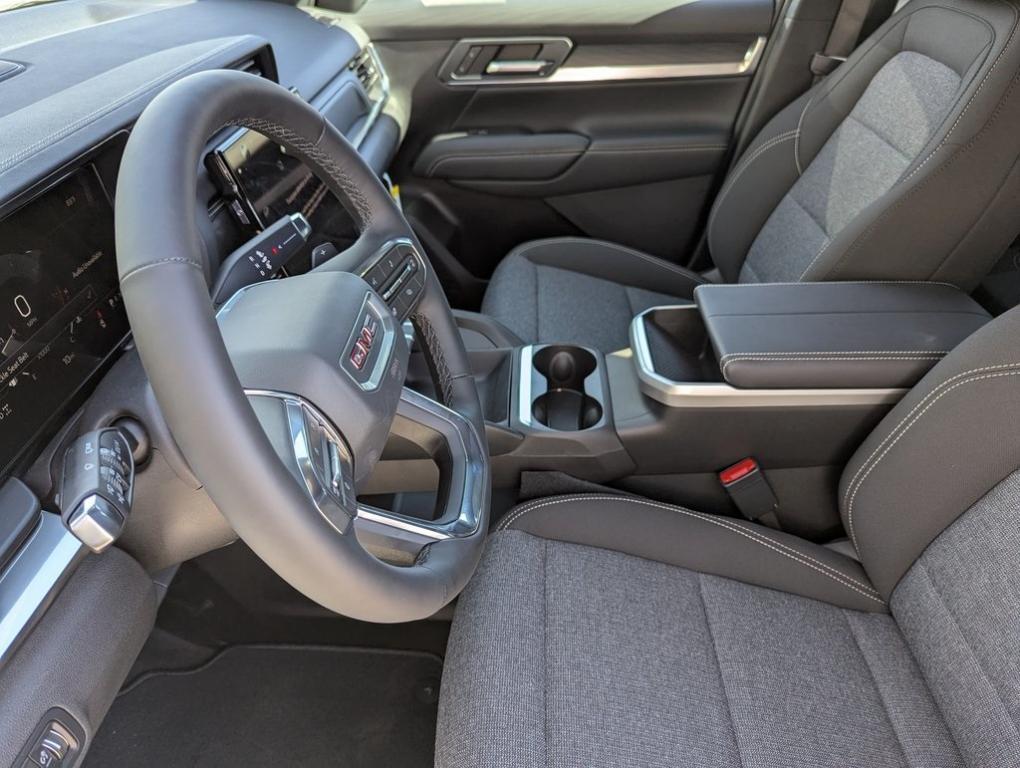 new 2025 GMC Terrain car, priced at $33,290