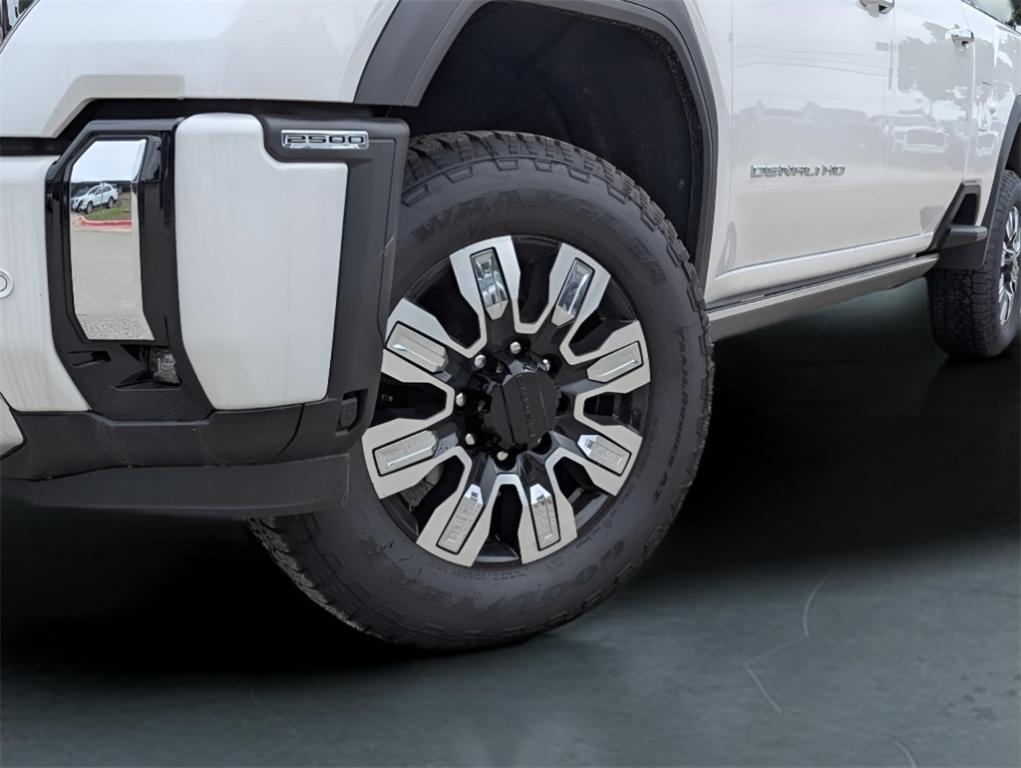 new 2025 GMC Sierra 2500 car, priced at $85,555