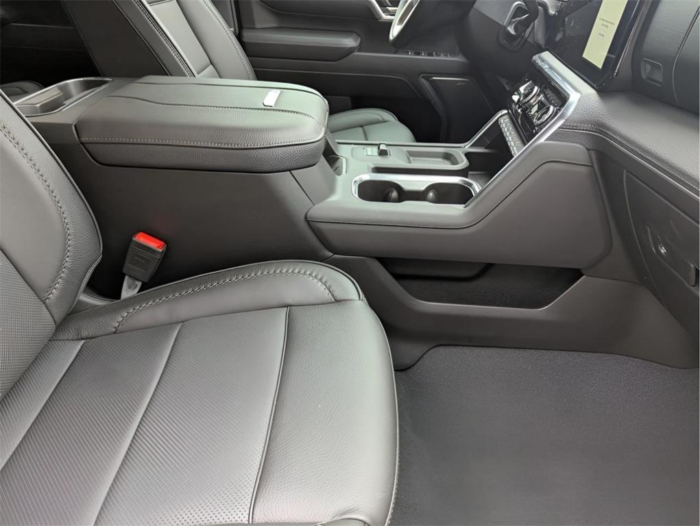 new 2025 GMC Sierra 2500 car, priced at $85,555