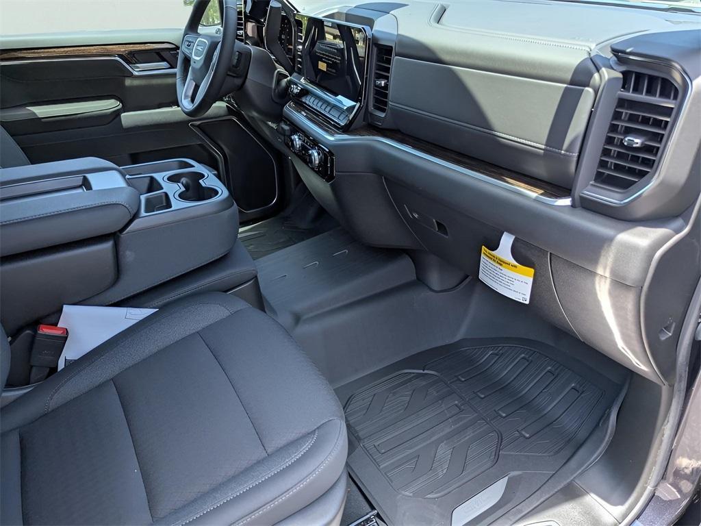 new 2026 GMC Sierra 1500 car, priced at $47,730