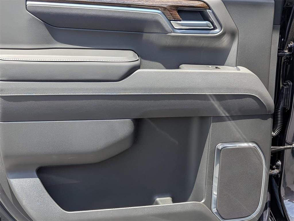 new 2026 GMC Sierra 1500 car, priced at $50,230