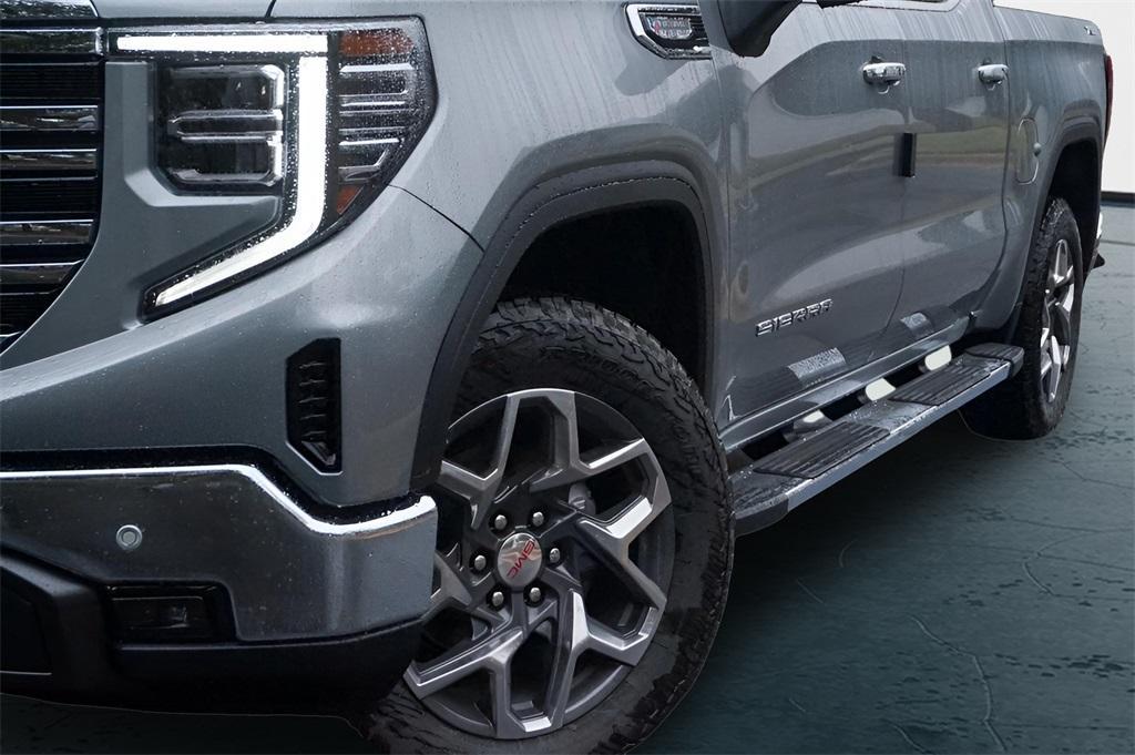 new 2025 GMC Sierra 1500 car, priced at $59,975