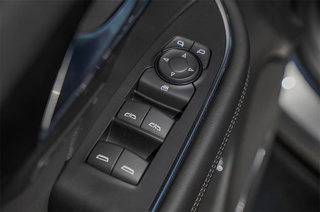 new 2025 Buick Envision car, priced at $34,435