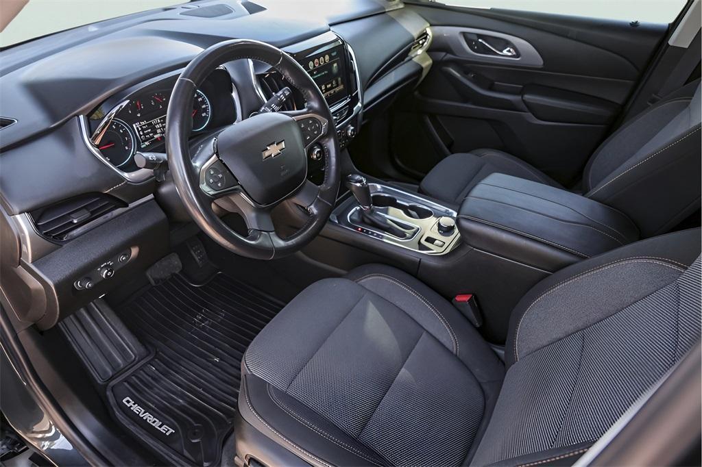 used 2018 Chevrolet Traverse car, priced at $18,400