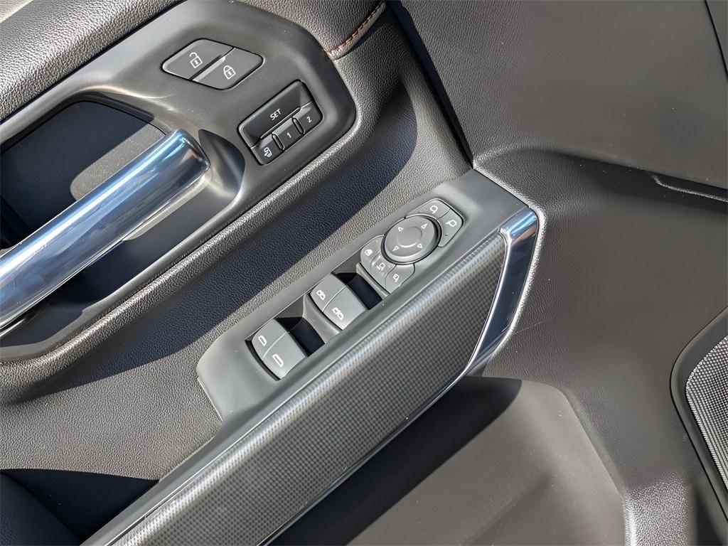 used 2023 GMC Sierra 2500 car, priced at $69,900